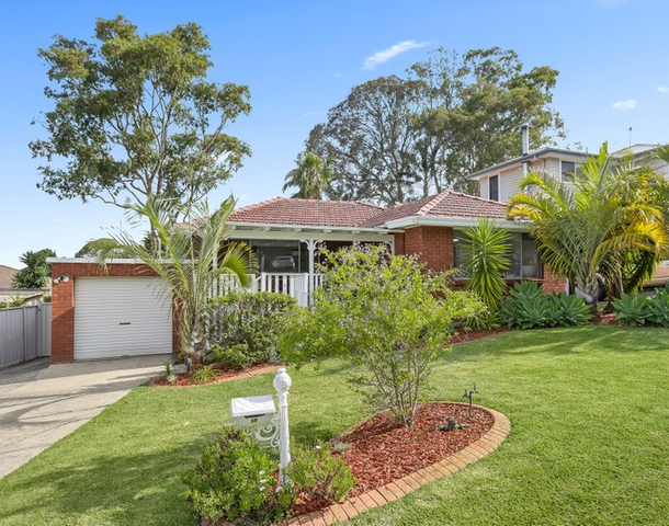 18 Loch Carron Avenue, Farmborough Heights NSW 2526