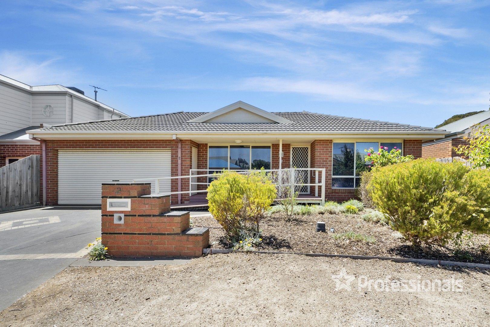 4 bedrooms House in 2 Rita Court HOPPERS CROSSING VIC, 3029