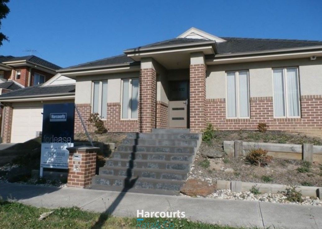 3 bedrooms House in 23 Lamour Avenue SOUTH MORANG VIC, 3752