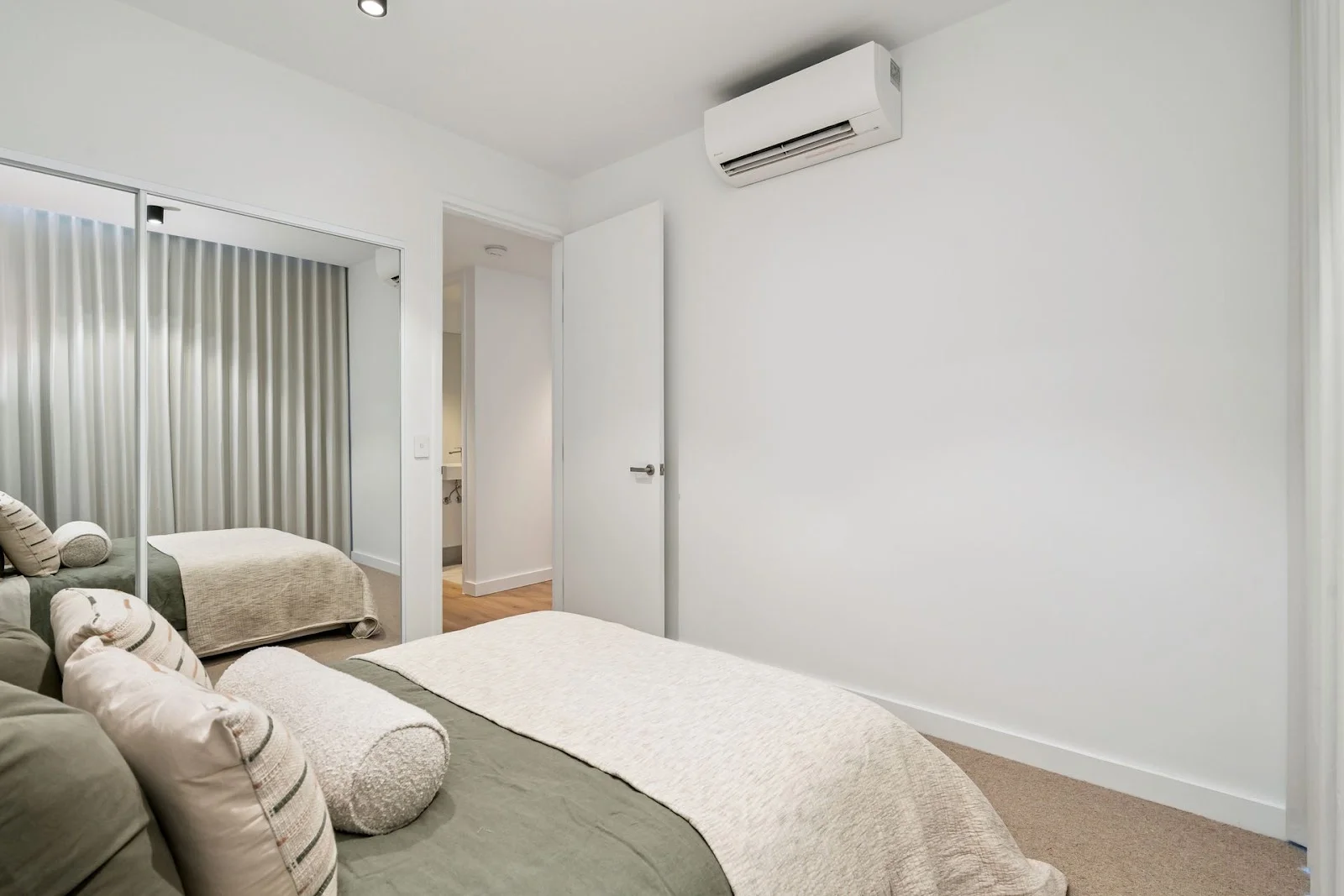 Additional image 14 of 104/38 Cygnus Parade, Waterford WA 6152