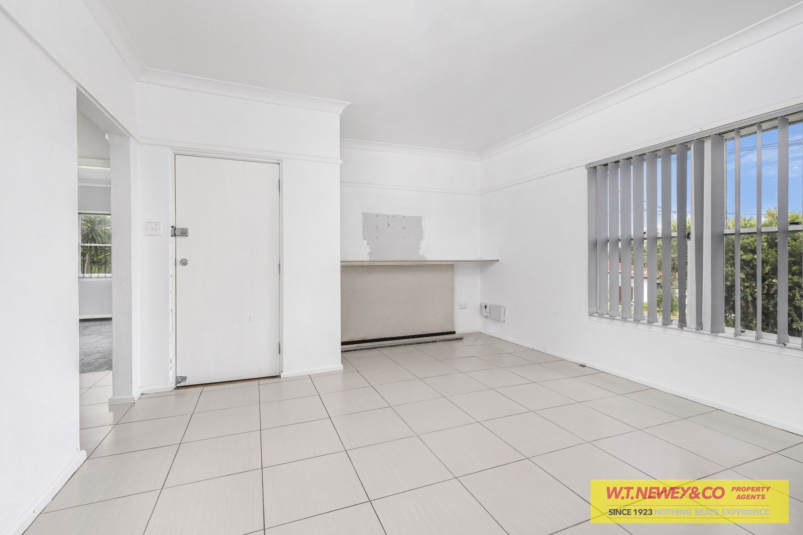 9 Greatrex Avenue, Regents Park NSW 2143, Image 2