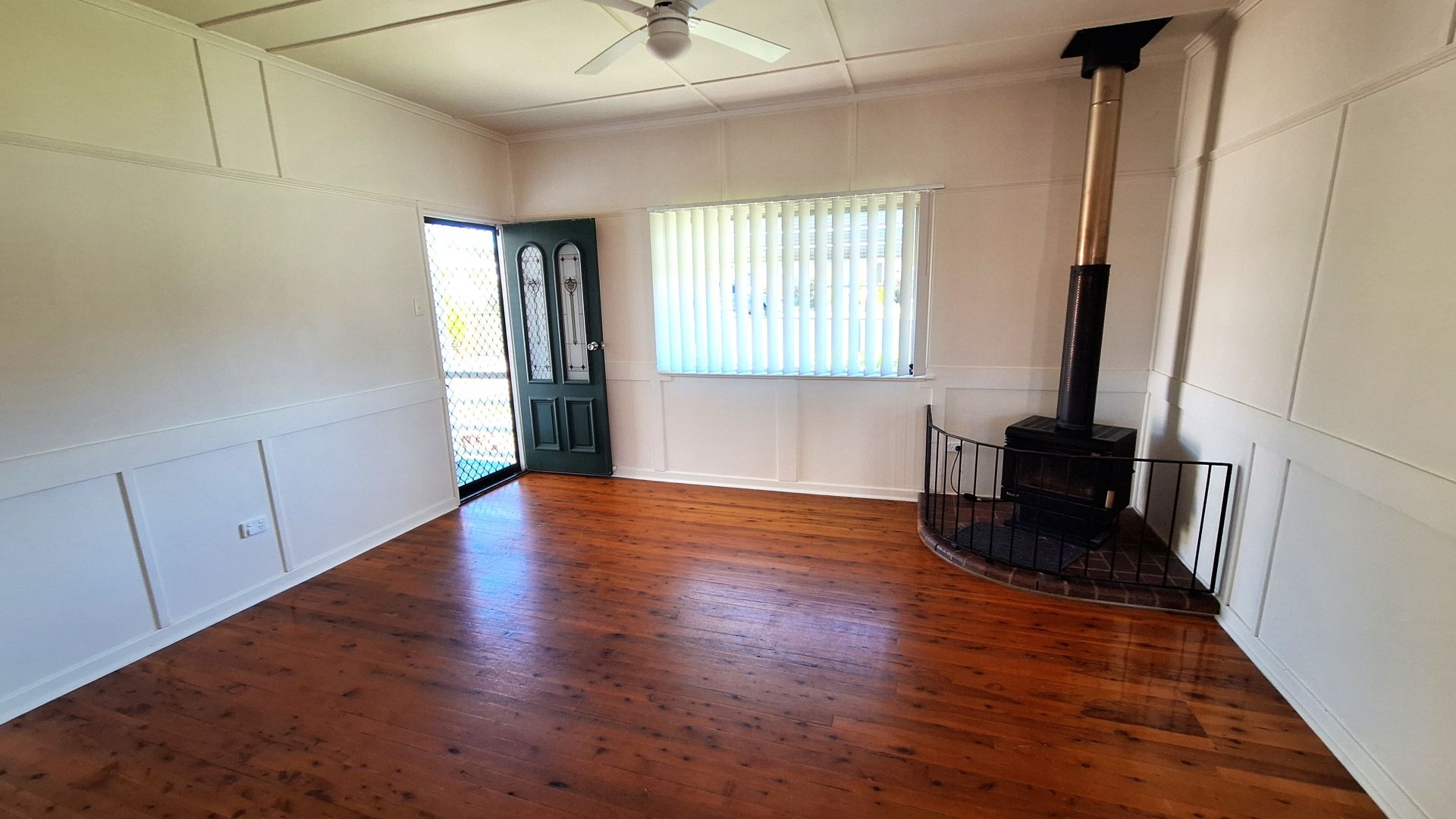 7 Ferris St, Stanthorpe QLD 4380, Image 2