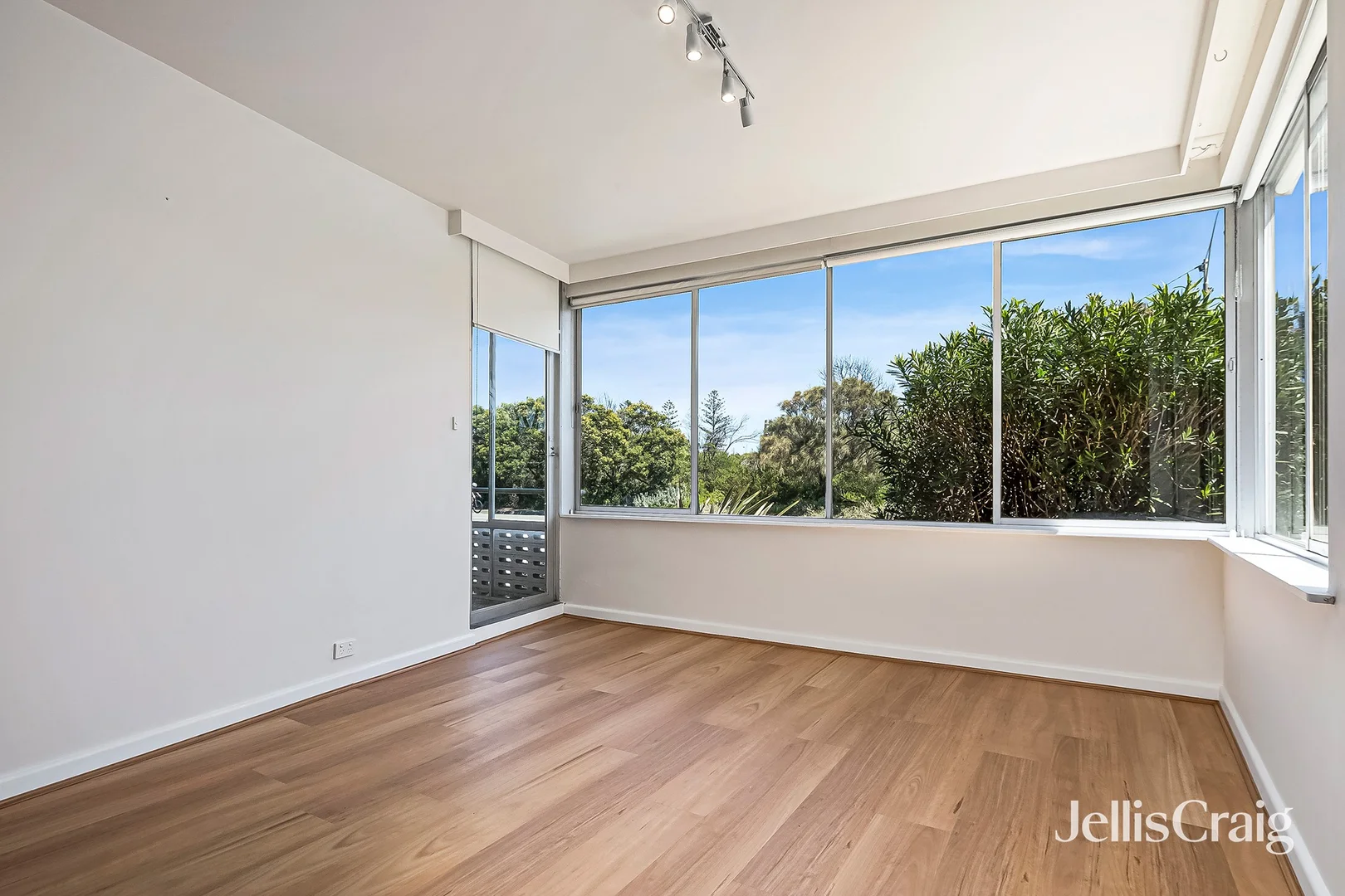 Additional image 3 of 5/46 Ormond Esplanade, Elwood VIC 3184