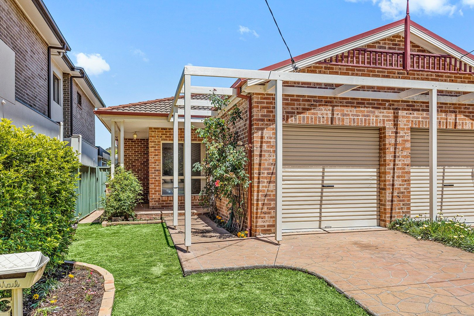 16 Peace Avenue, Peakhurst Heights NSW 2210, Image 0