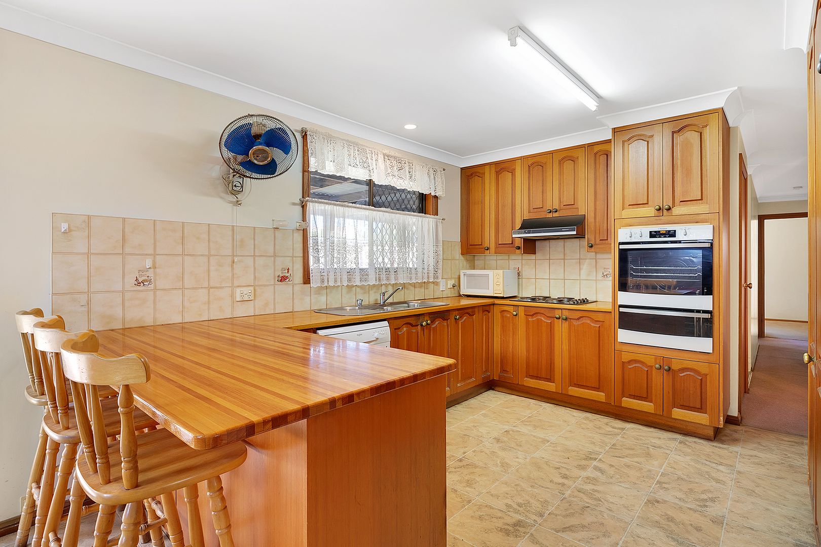 24 McLaughlin Street, Collingwood Park QLD 4301, Image 2