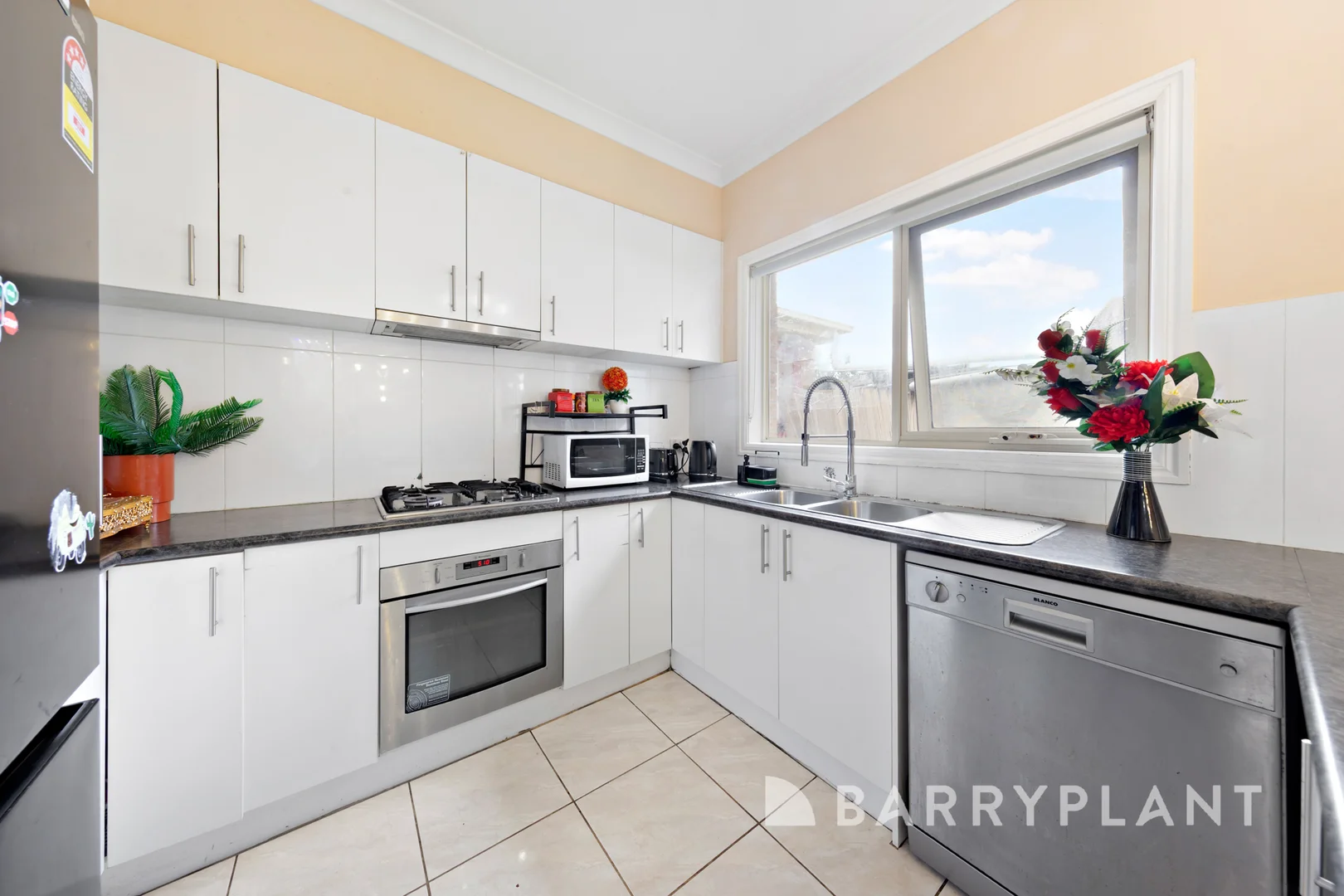 Additional image 4 of 2/19 Bailey Street, St Albans VIC 3021