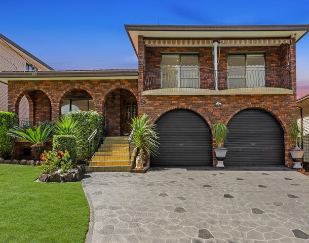 73 Sturt Avenue, Georges Hall NSW 2198