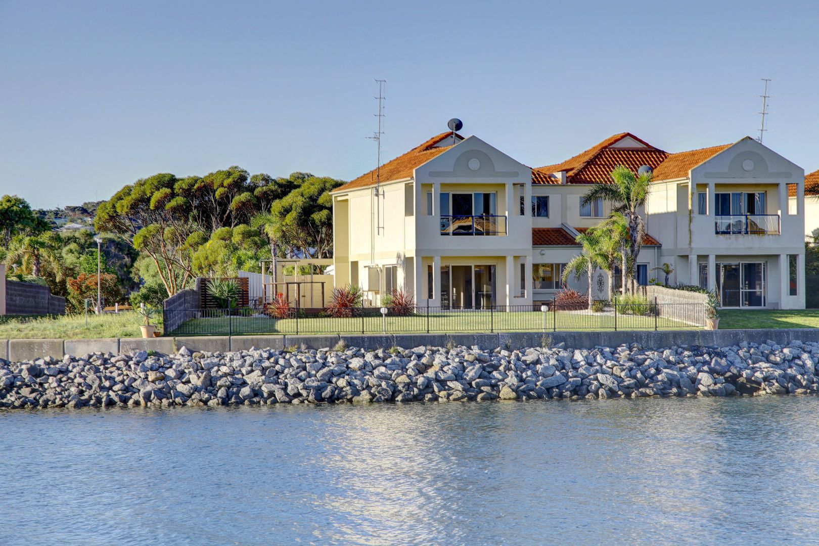 16B Island Drive, Port Lincol Property History & Address Research