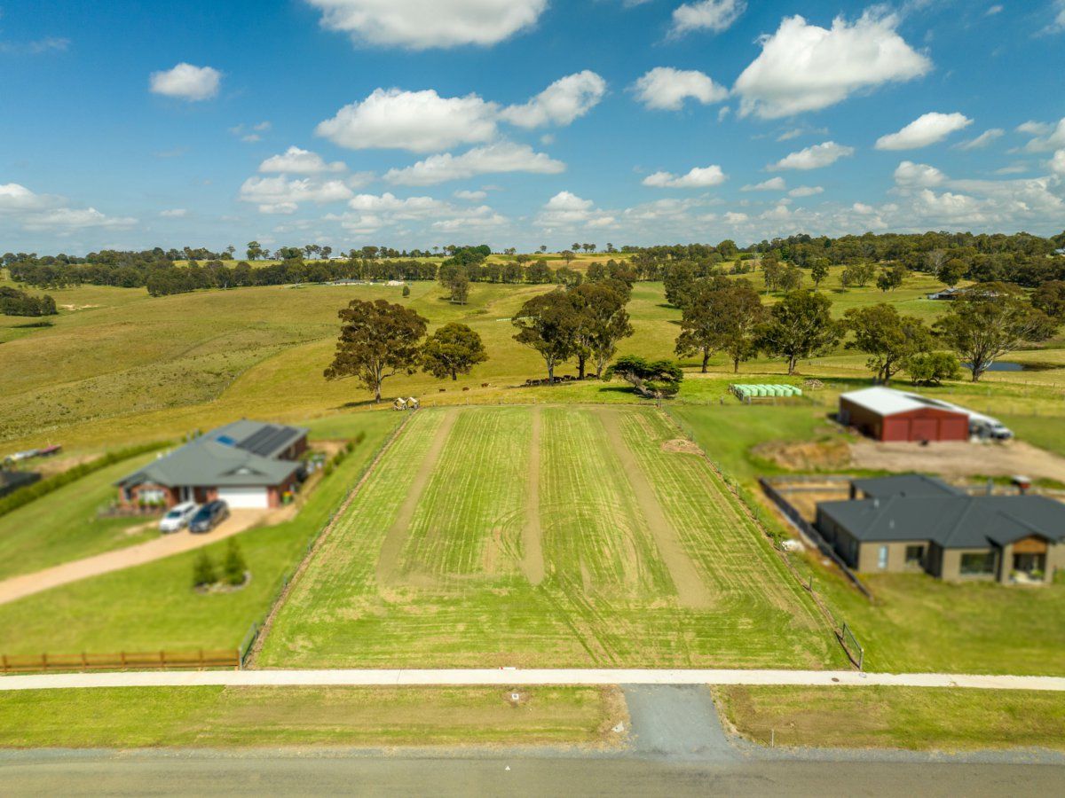 Vacant land in 16 Peppercorn Way, NICHOLSON VIC, 3882
