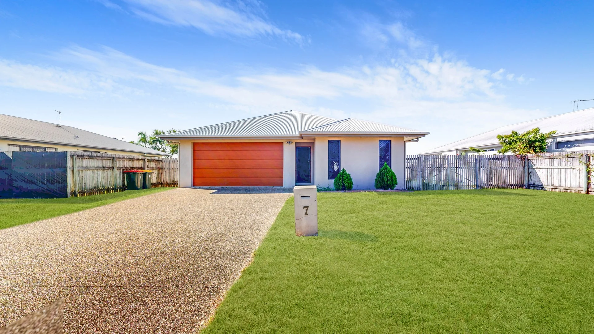 7 Imperial Court, Mount Low QLD 4818