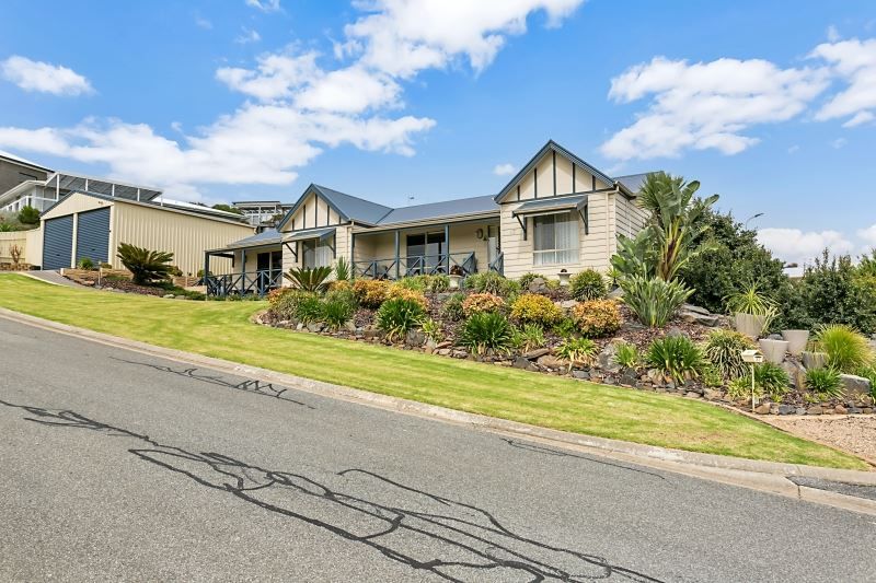 37 Solway Crescent, Encounter Bay SA 5211, Image 0