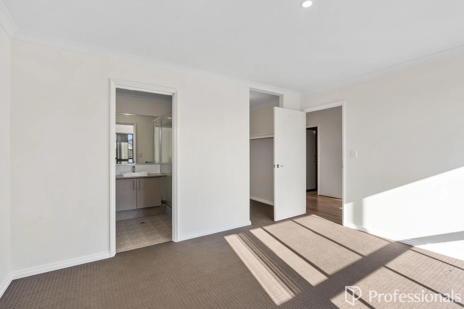 Additional image 3 of 15 Halcyon Crescent, Aveley WA 6069