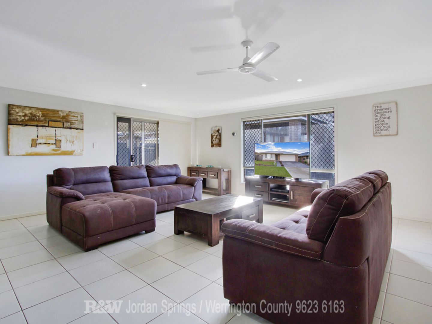 35 Greenwood Parkway, Jordan Springs NSW 2747, Image 2