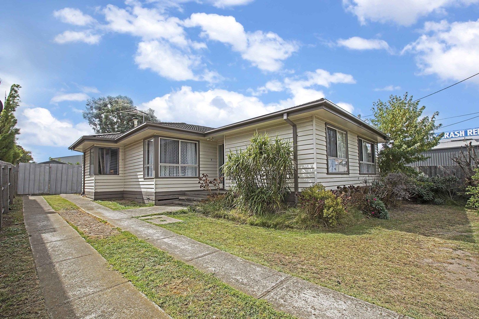 15 Crows Road, Belmont VIC 3216, Image 0