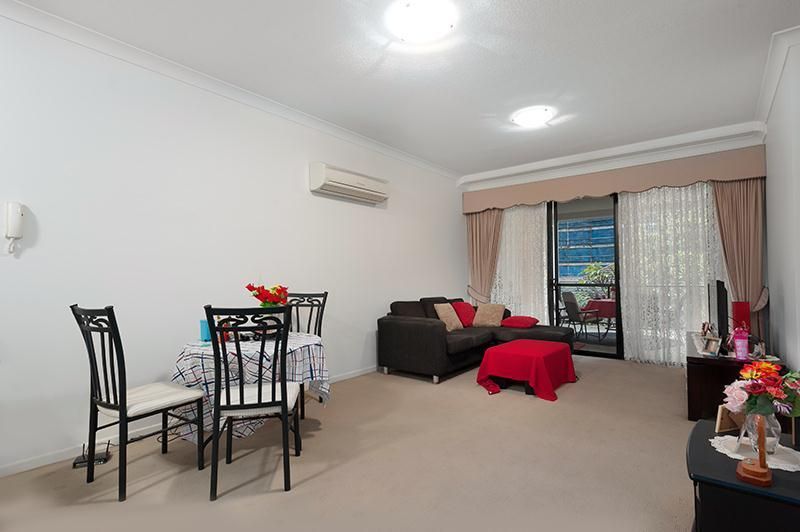 22/46 Playfield Street, Chermside QLD 4032, Image 2