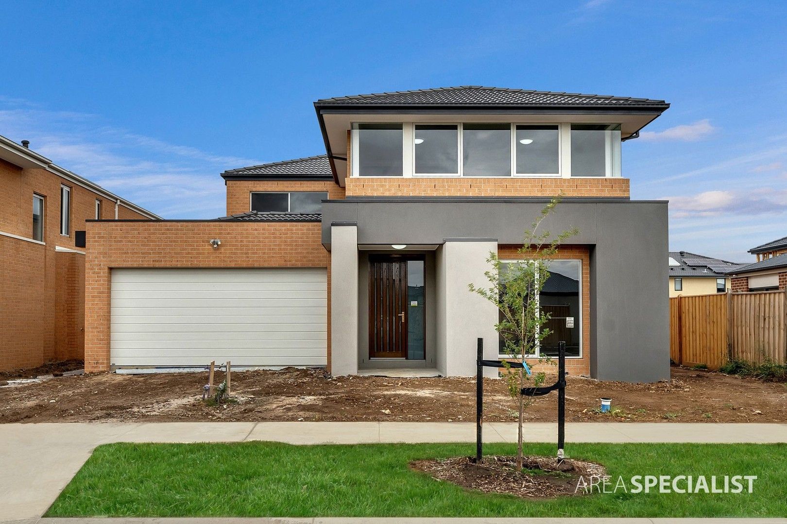 5 bedrooms House in 39 Azzam Street CLYDE NORTH VIC, 3978