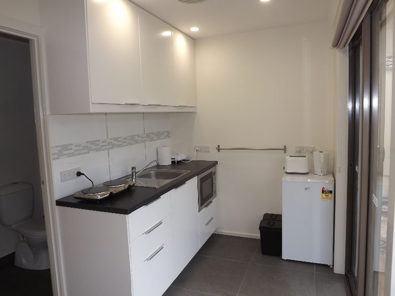 1 bedrooms House in 3/18A Nantilla CRES WERRIBEE VIC, 3030