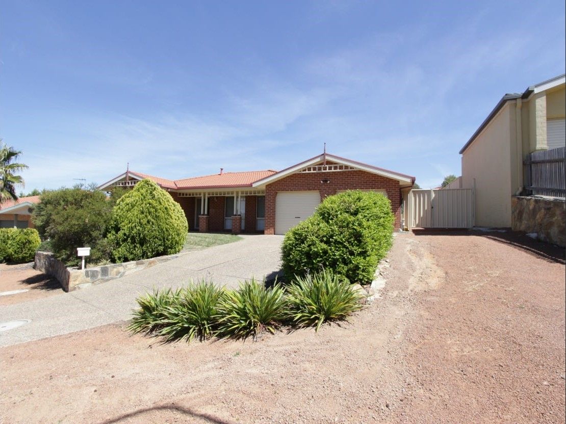 5 Sale Place, Amaroo ACT 2914, Image 2