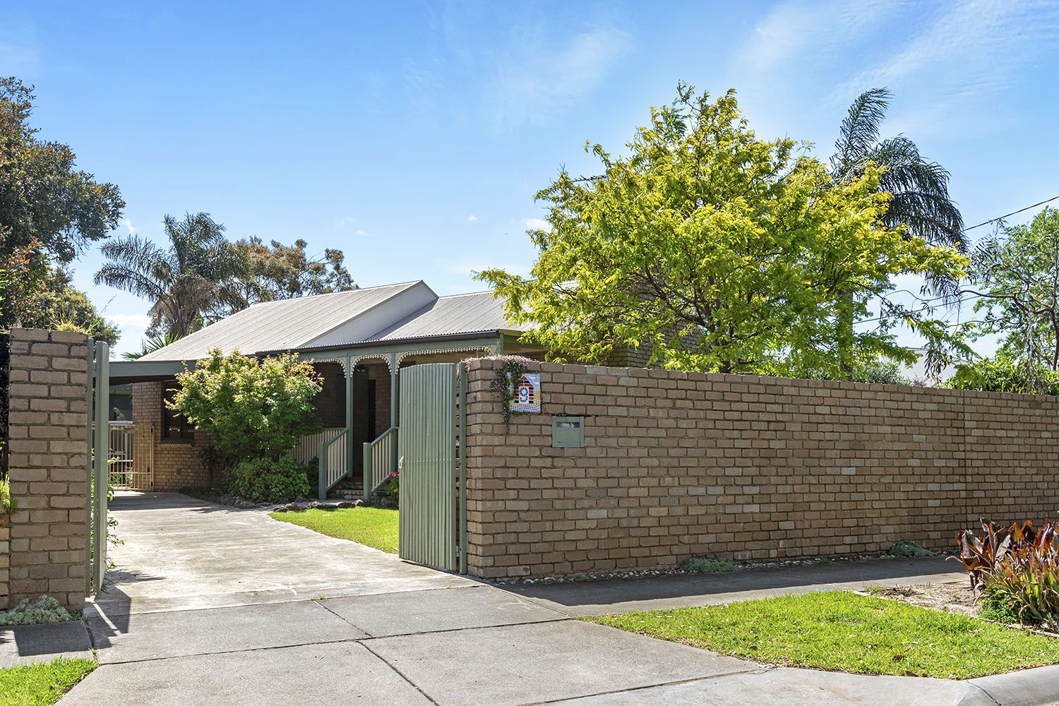 3 bedrooms House in 9 Alleyne Avenue BONBEACH VIC, 3196