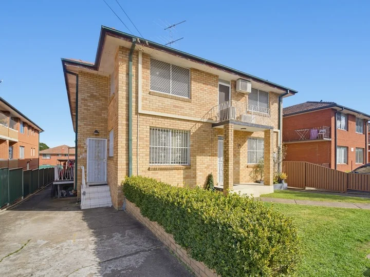 1/9 Denman Avenue, Wiley Park NSW 2195