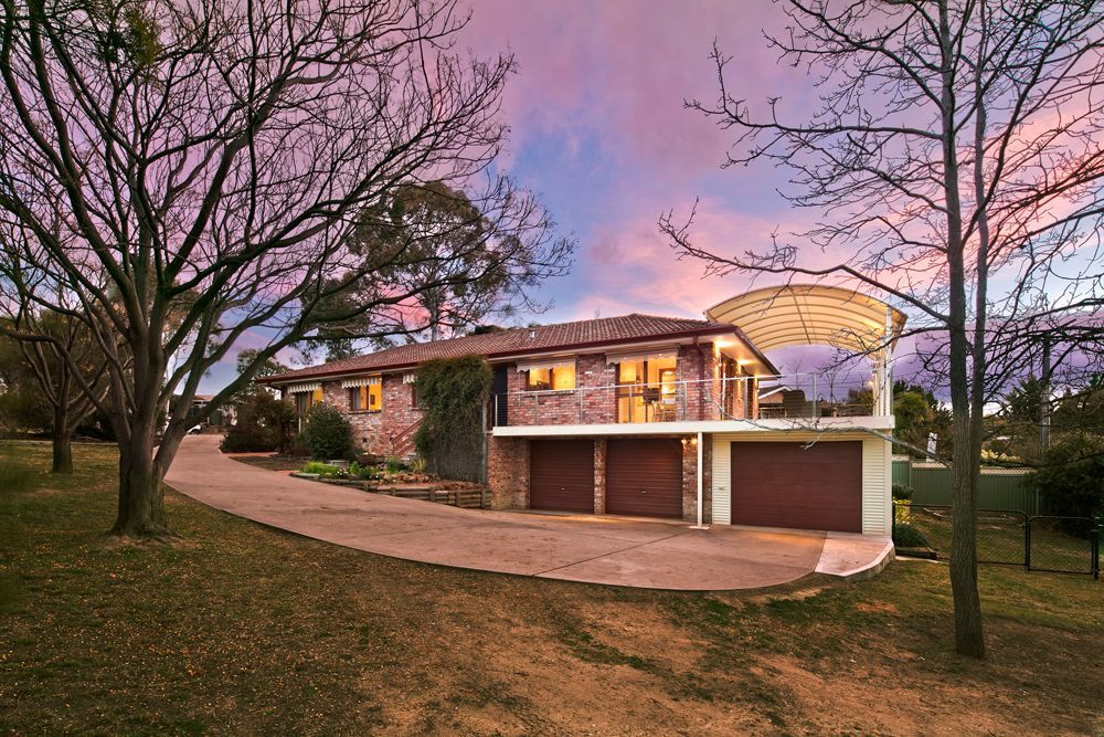 9 Daplyn Close, Weston ACT 2611, Image 1