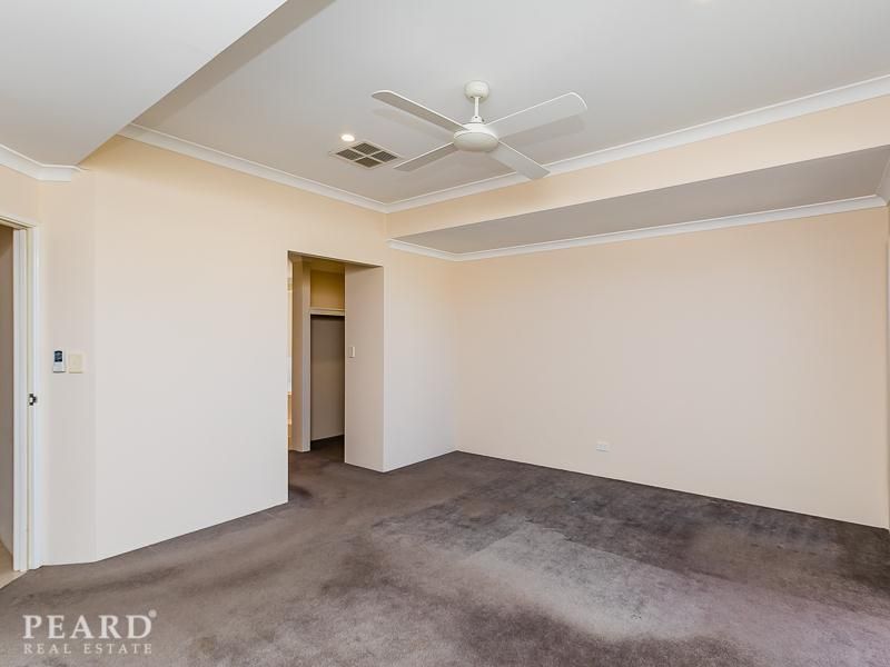 33 Tamarama Crescent, Clarkson WA 6030, Image 2