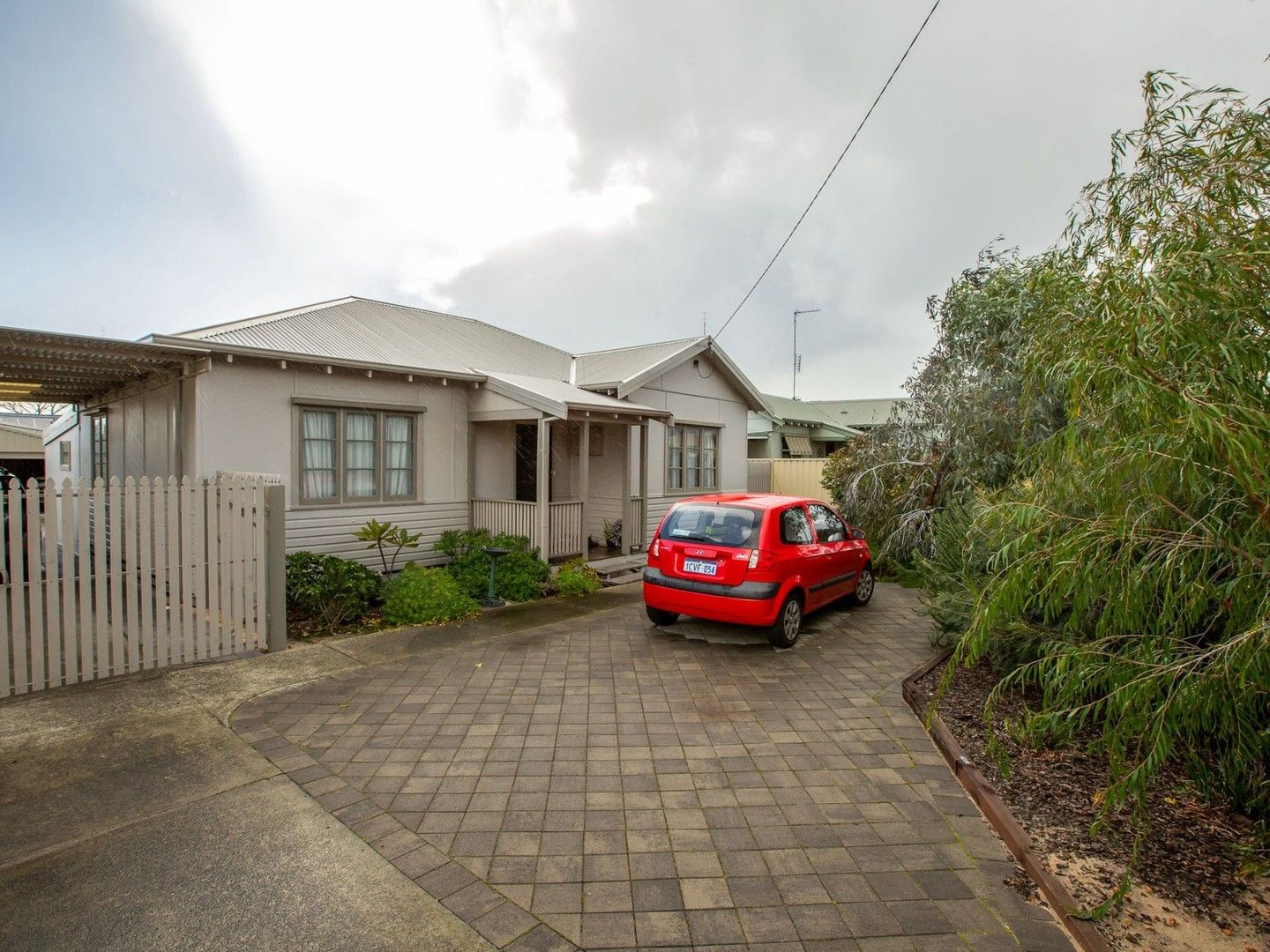 3 bedrooms House in 16 Galyung Road CAREY PARK WA, 6230
