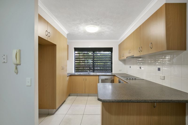 1/13-15 Johnston Street, Southport QLD 4215, Image 2