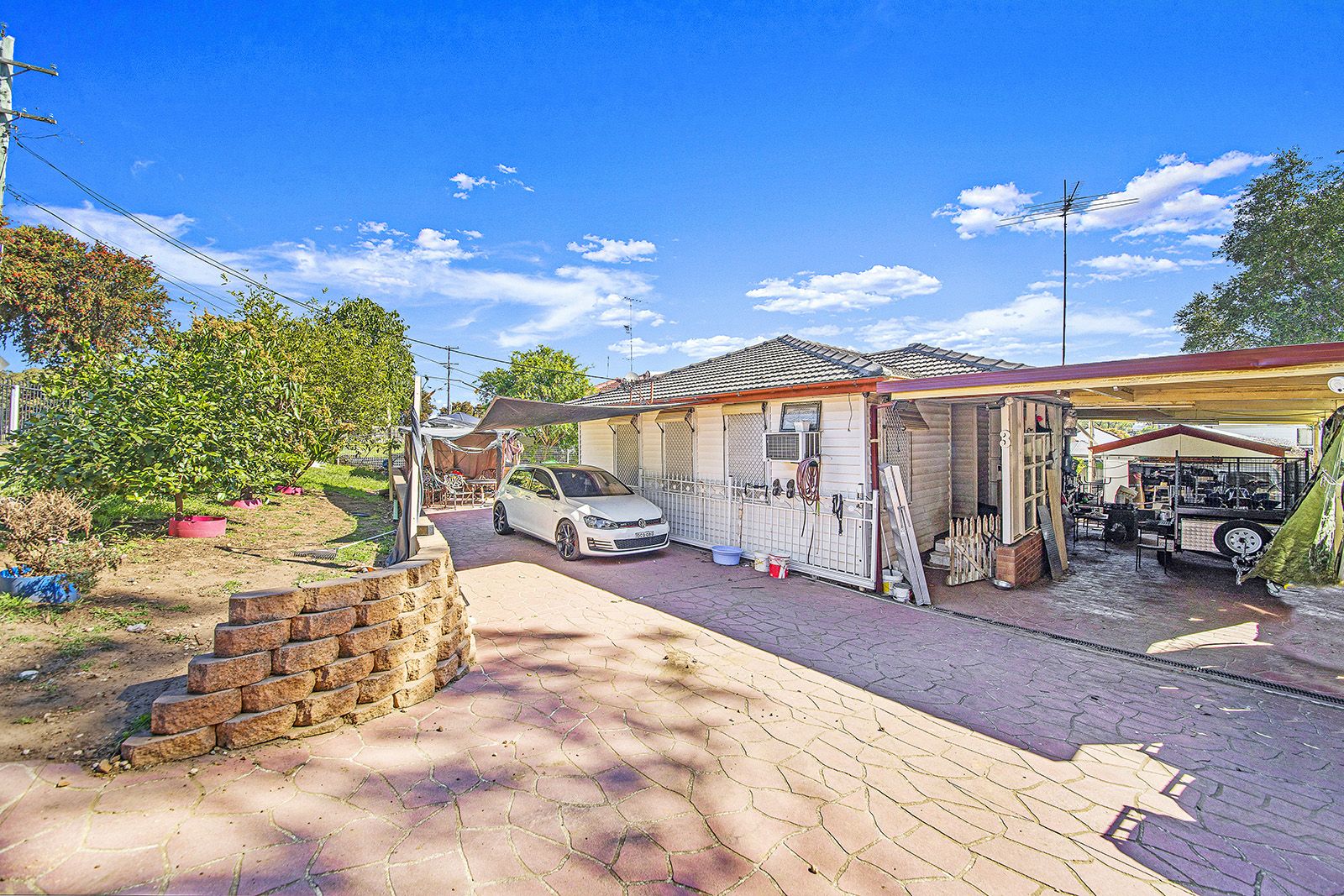 3 Busby Road, Busby Property History & Address Research Domain