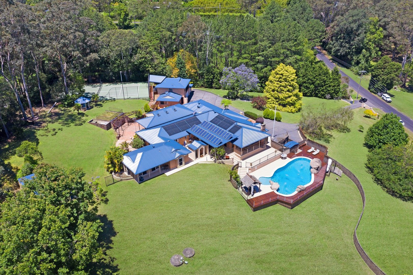 13 Country View Close, Picketts Valley NSW 2251, Image 0