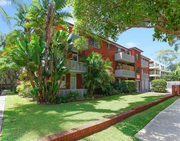 9/11 Avon Road, Dee Why NSW 2099