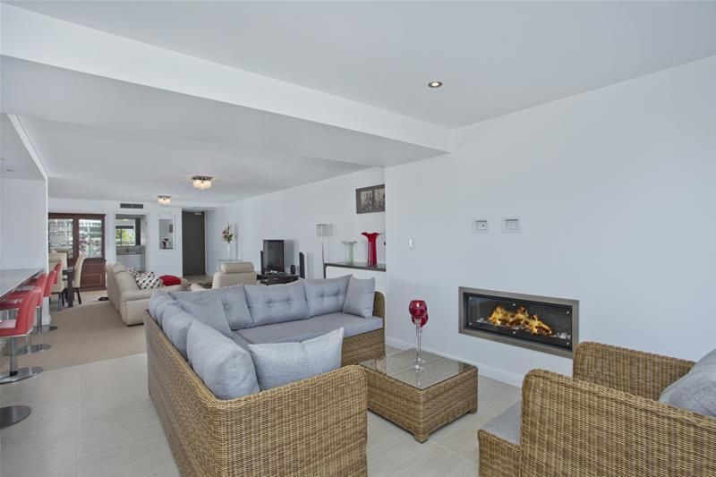 307/335 Wharf Road, Newcastle NSW 2300, Image 1