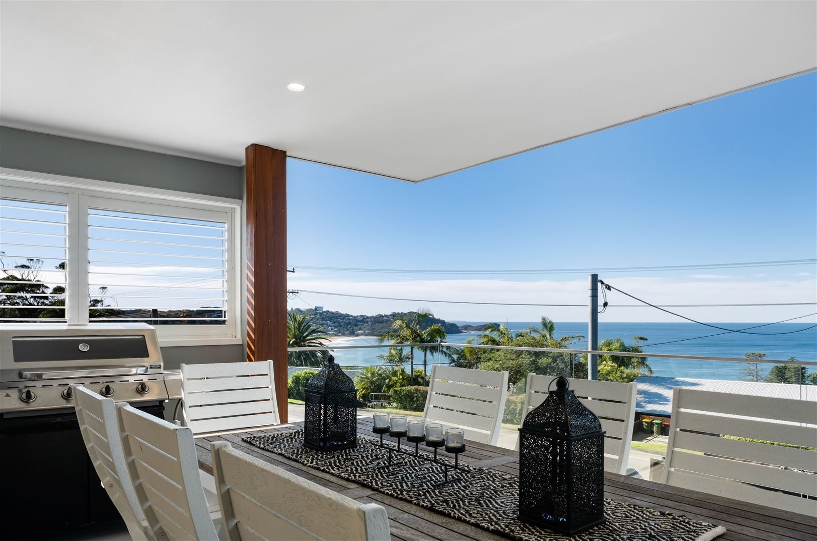 4 bedrooms House in 97 Cape Three Points Road AVOCA BEACH NSW, 2251
