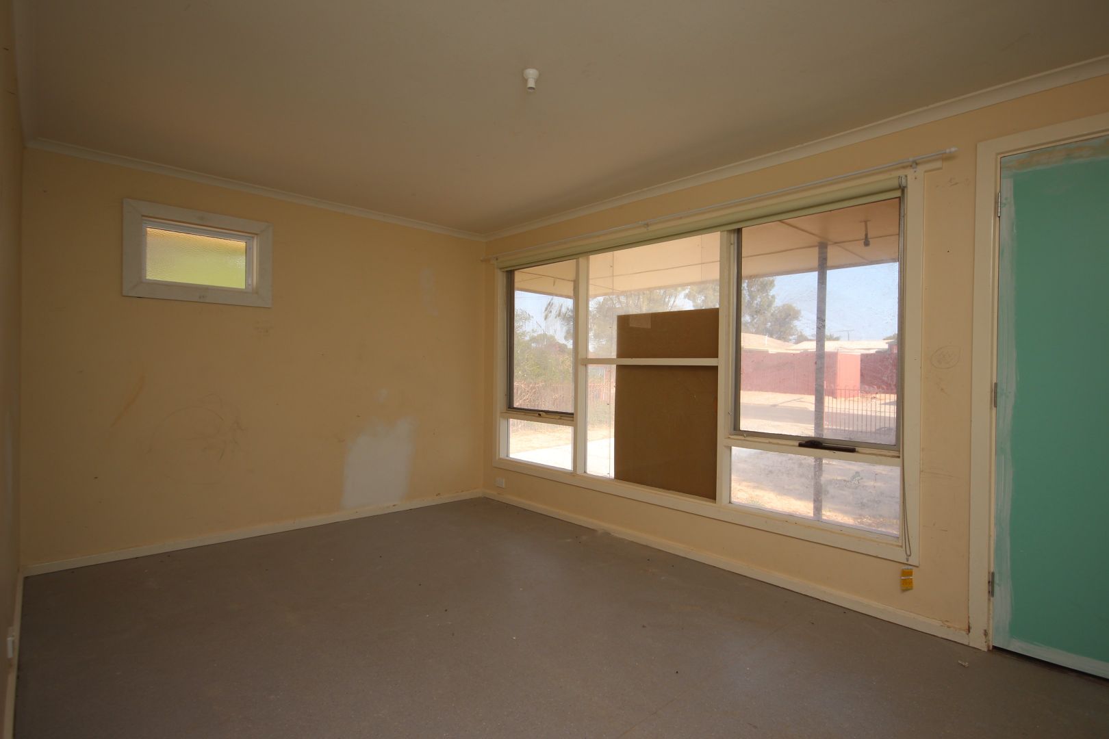 9 Talbot Street, Ceduna SA 5690, Image 2