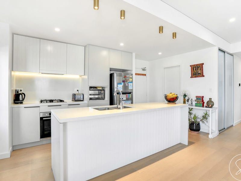2 bedrooms Apartment / Unit / Flat in 428/2 Gerbera Place KELLYVILLE NSW, 2155