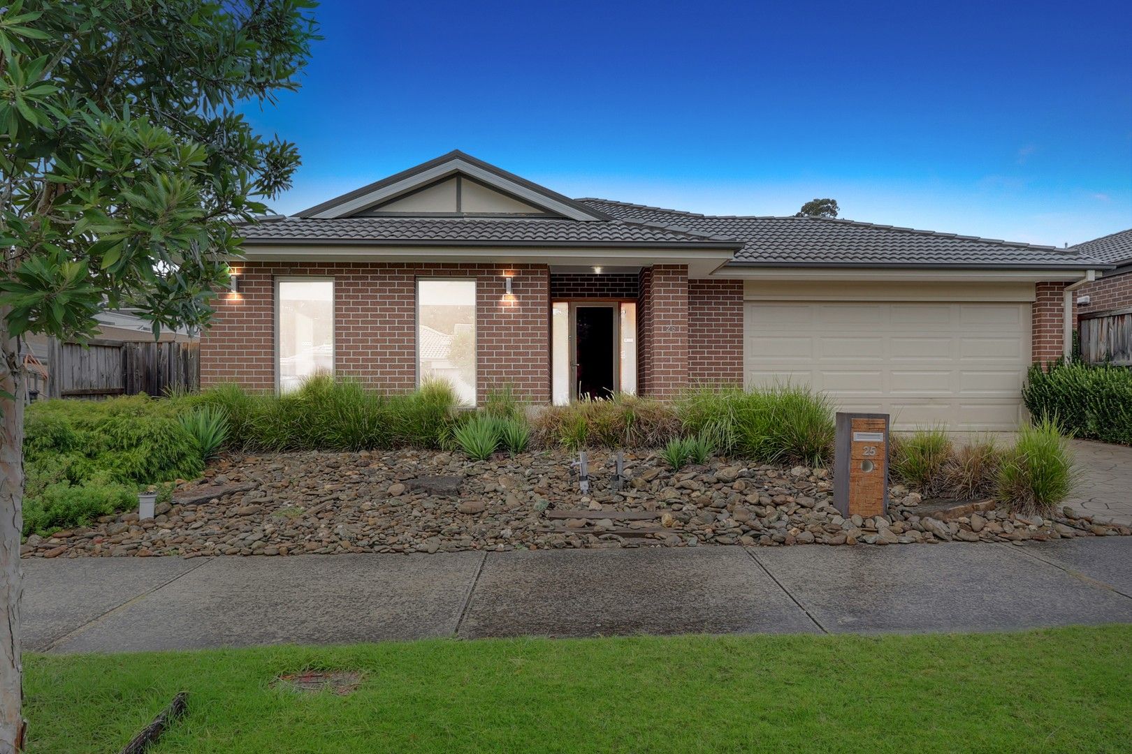 25 Botanica Drive, Chirnside Park VIC 3116, Image 0