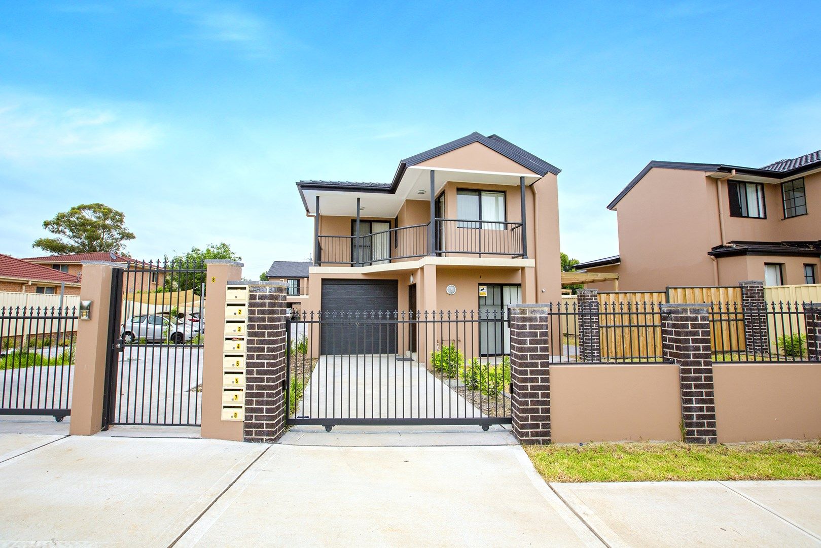 2/8 Lyndon Street, Fairfield NSW 2165, Image 0