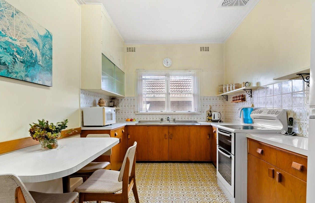 7 Rowena Road, Malvern East VIC 3145 House For Rent 700 Domain