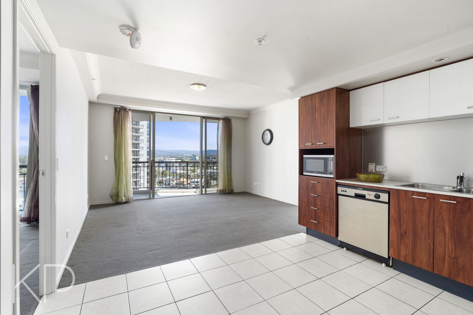 2101/23 Ferny Avenue, Surfers Paradise QLD 4217, Image 2