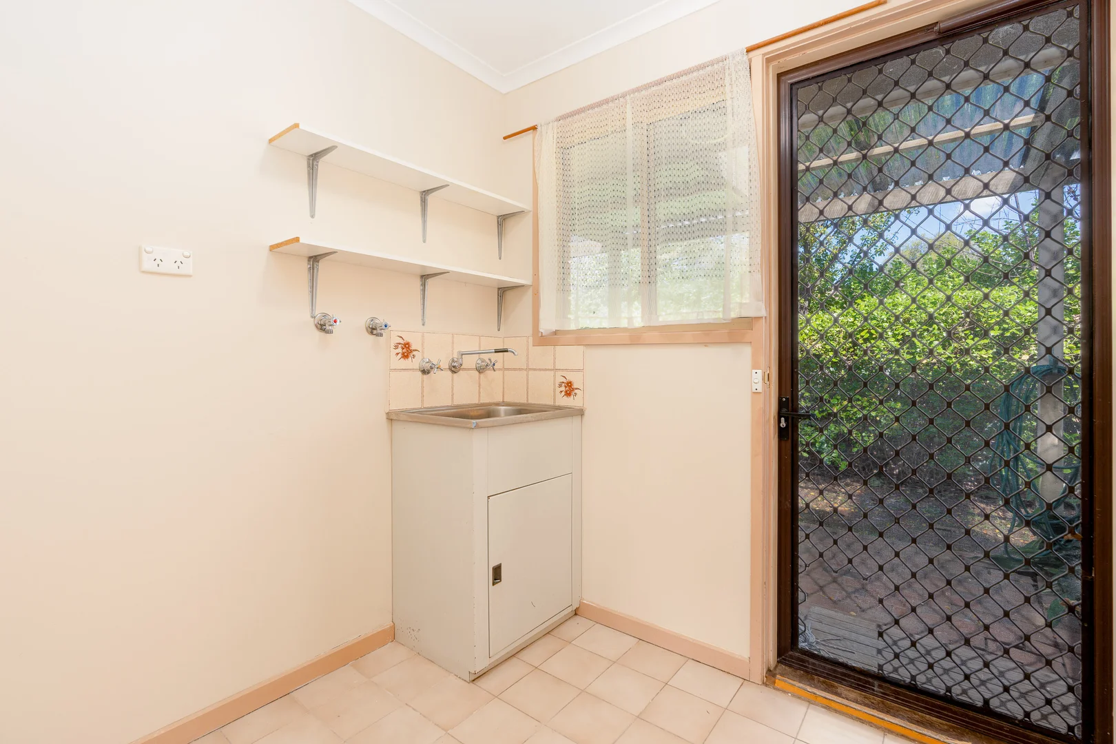 Additional image 8 of 6/8 Clarke Street, Kennington VIC 3550