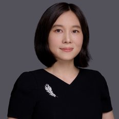 Mina Wang, Sales representative