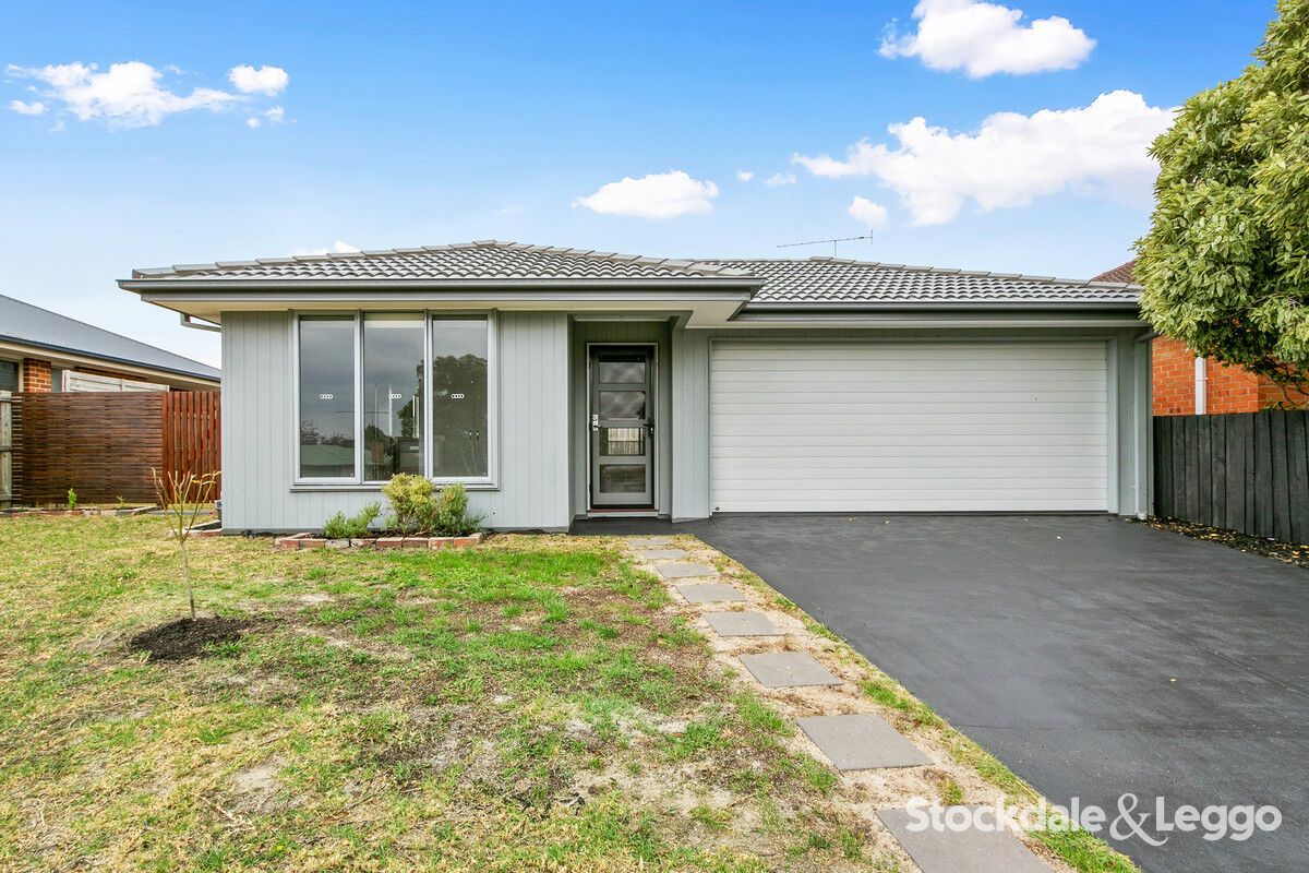 3 bedrooms House in 13A Savige Street MORWELL VIC, 3840