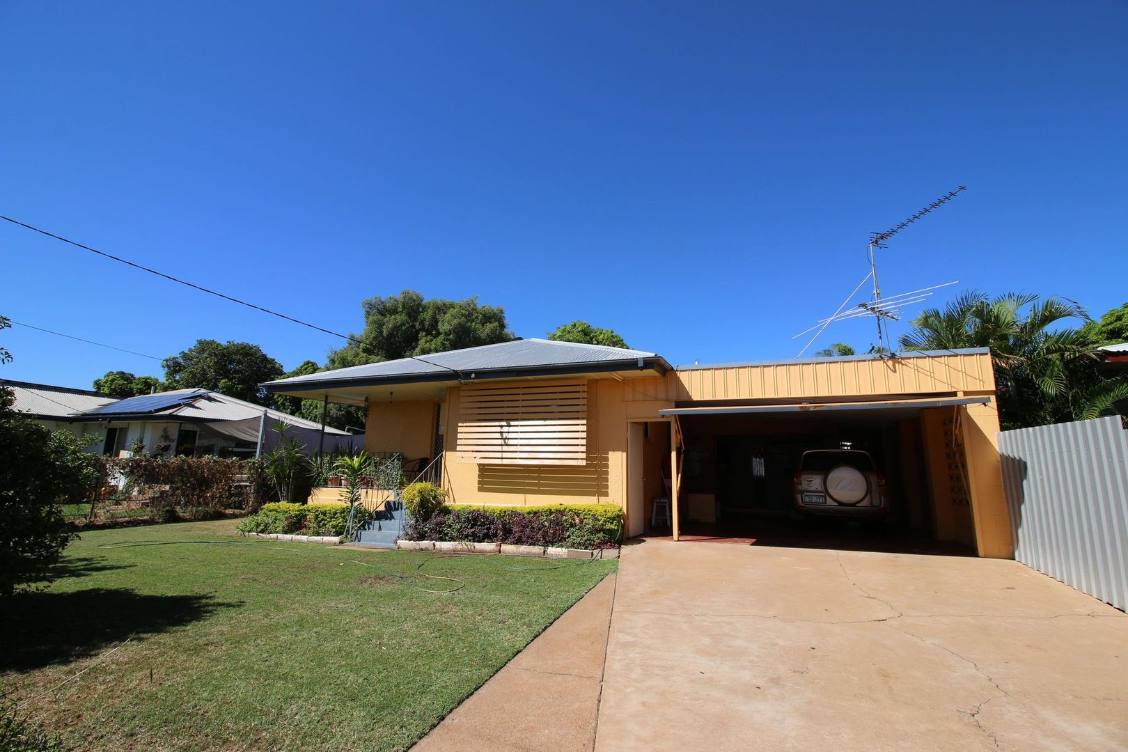 80 Kookaburra Street, Townview QLD 4825, Image 2