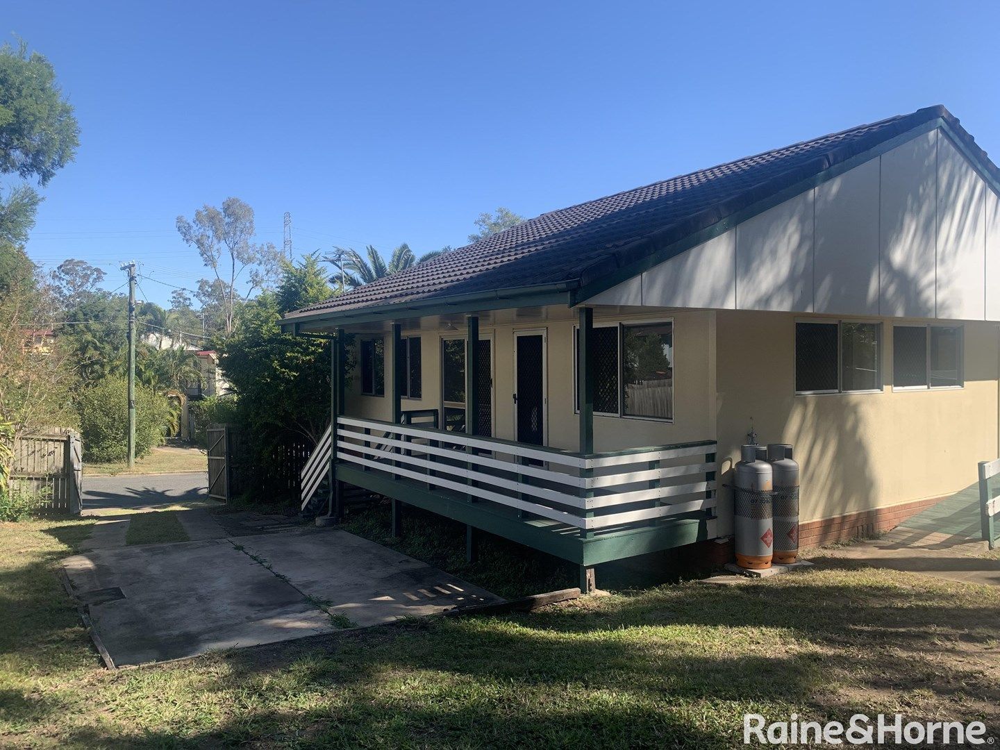 8 Cain Court, Bundamba QLD 4304, Image 0