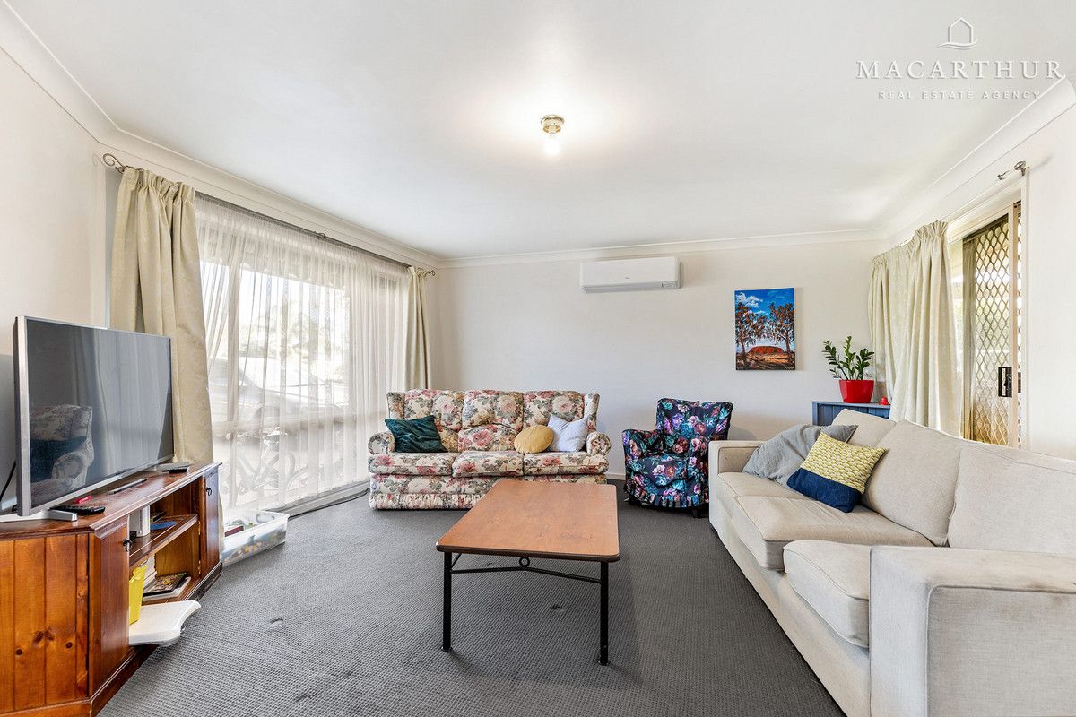 16 Kurrajong Avenue, Forest Hill NSW 2651, Image 2