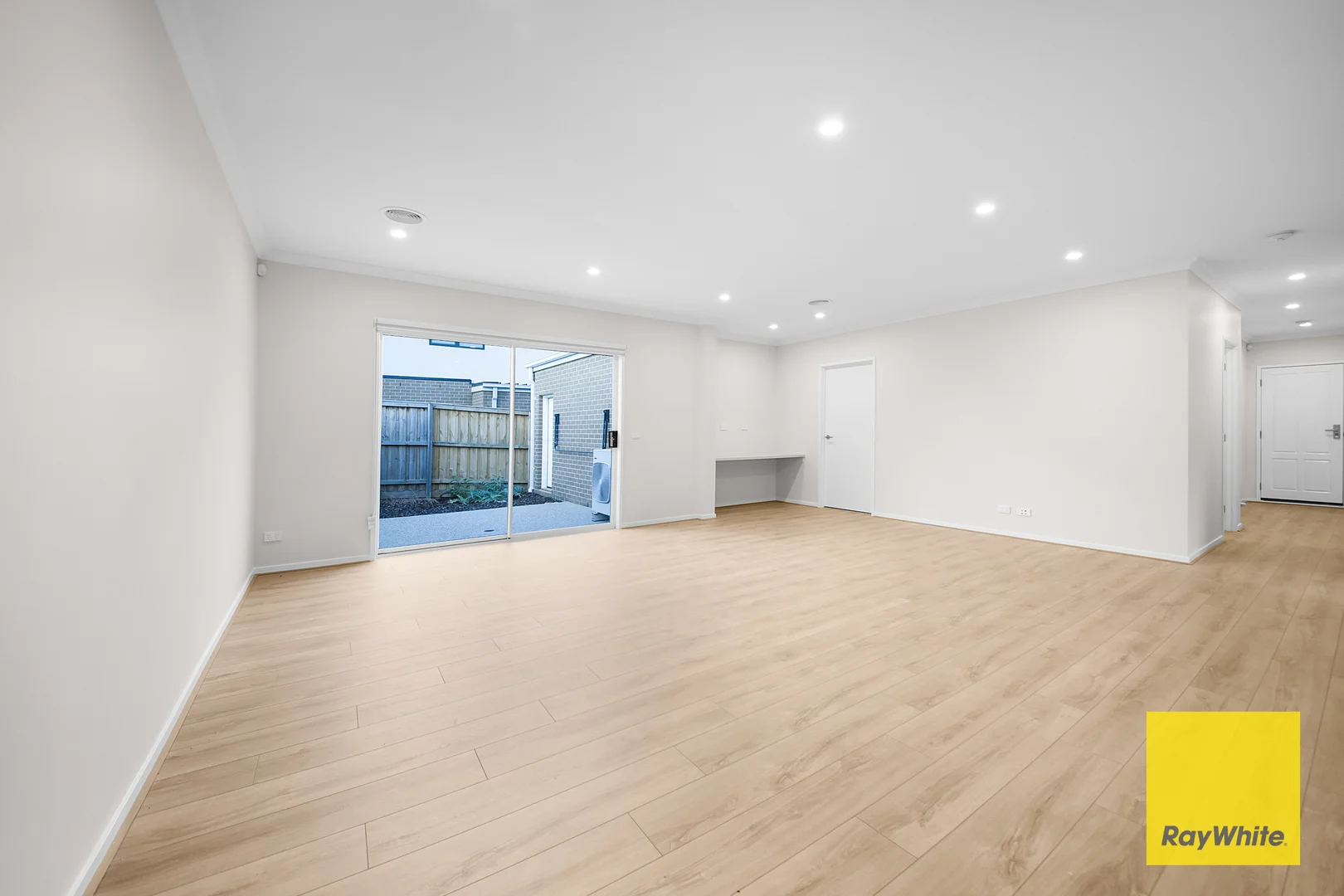 Additional image 10 of 8 Pittsford Road, Manor Lakes VIC 3024