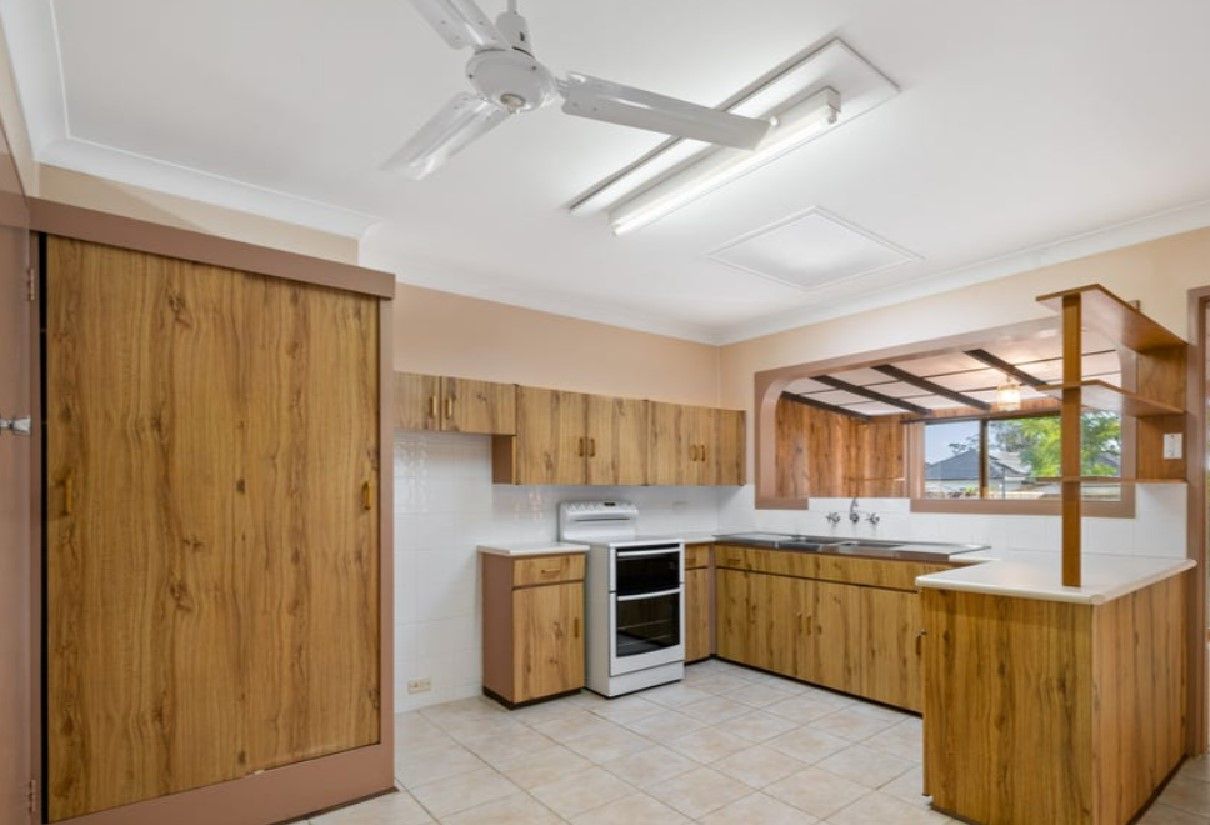 3 bedrooms House in 38 Darwin Road CAMPBELLTOWN NSW, 2560