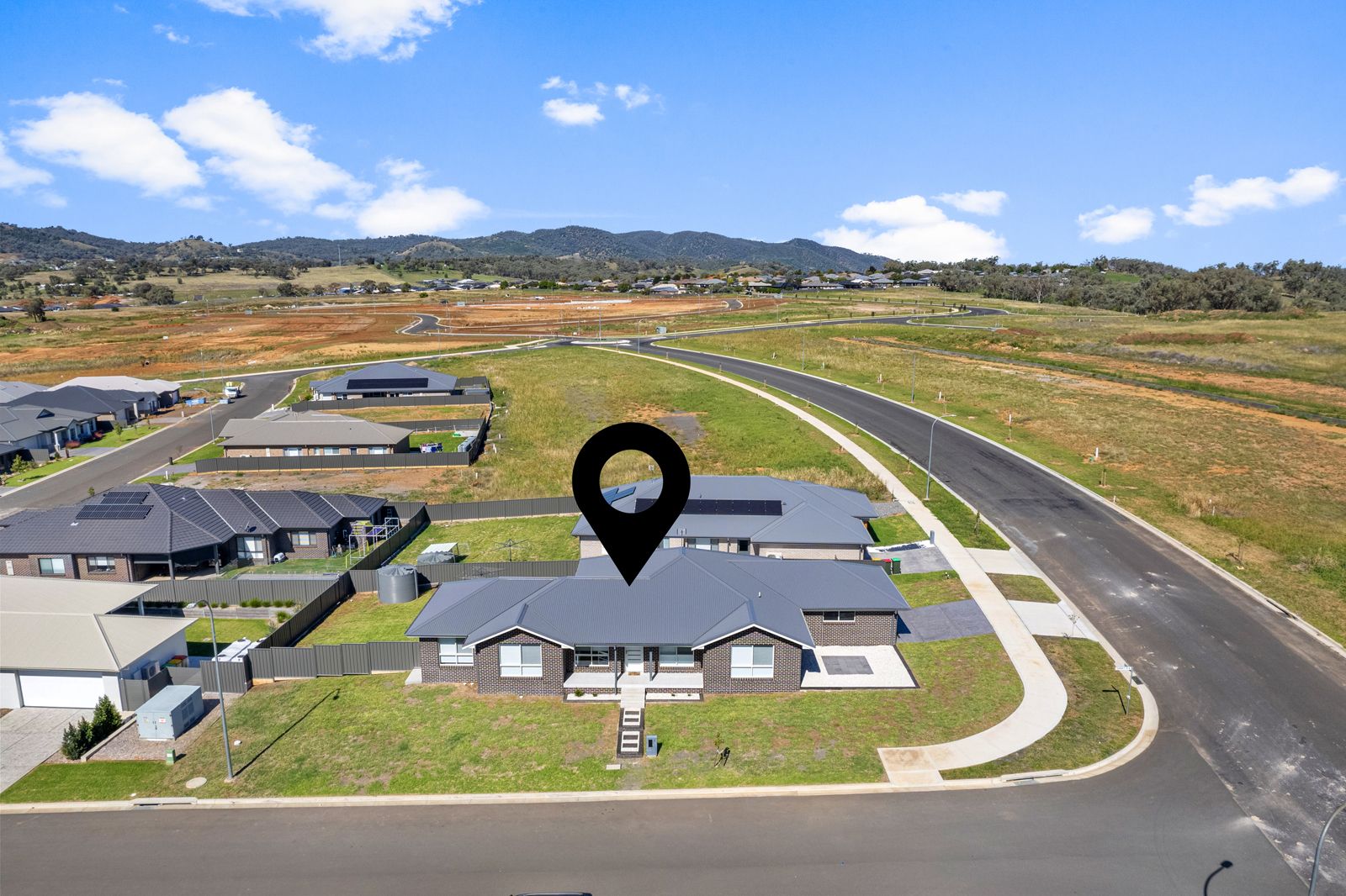 2 Traminer Drive, Tamworth NSW 2340, Image 1