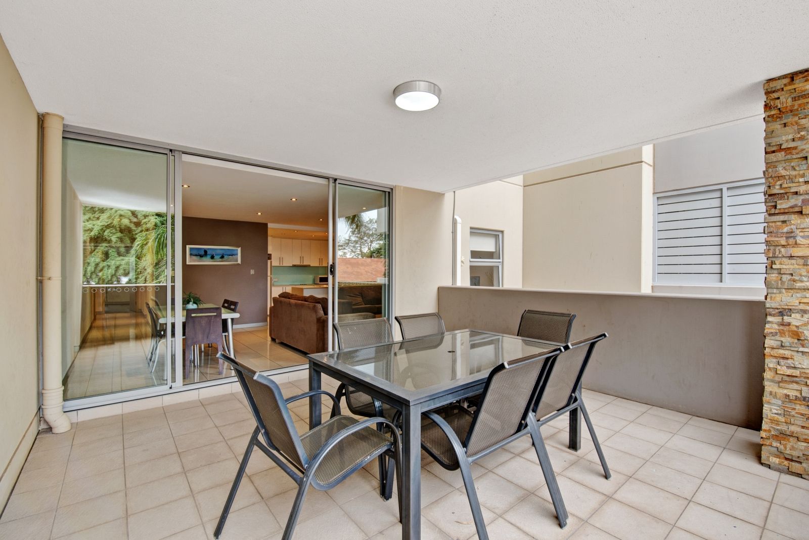 3/83 Marine Parade, Redcliffe QLD 4020, Image 2