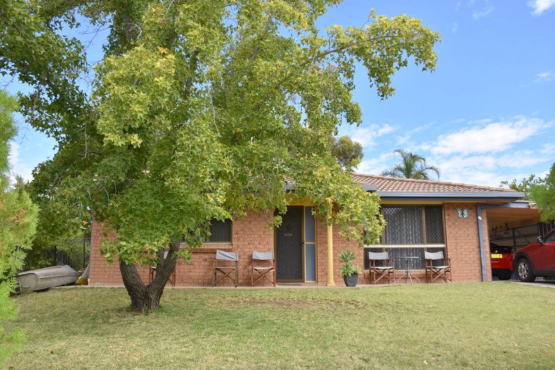 12 Warrina Crescent, Moree NSW 2400, Image 1